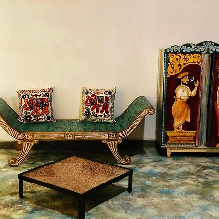 Barefoot Inn Κάντι Εξωτερικό φωτογραφία