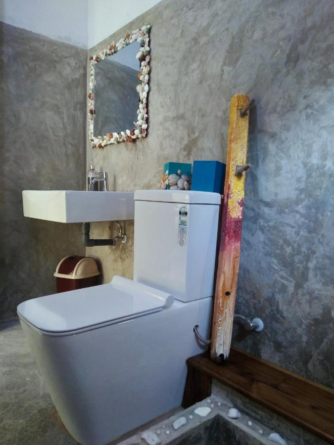 Barefoot Inn Κάντι Εξωτερικό φωτογραφία