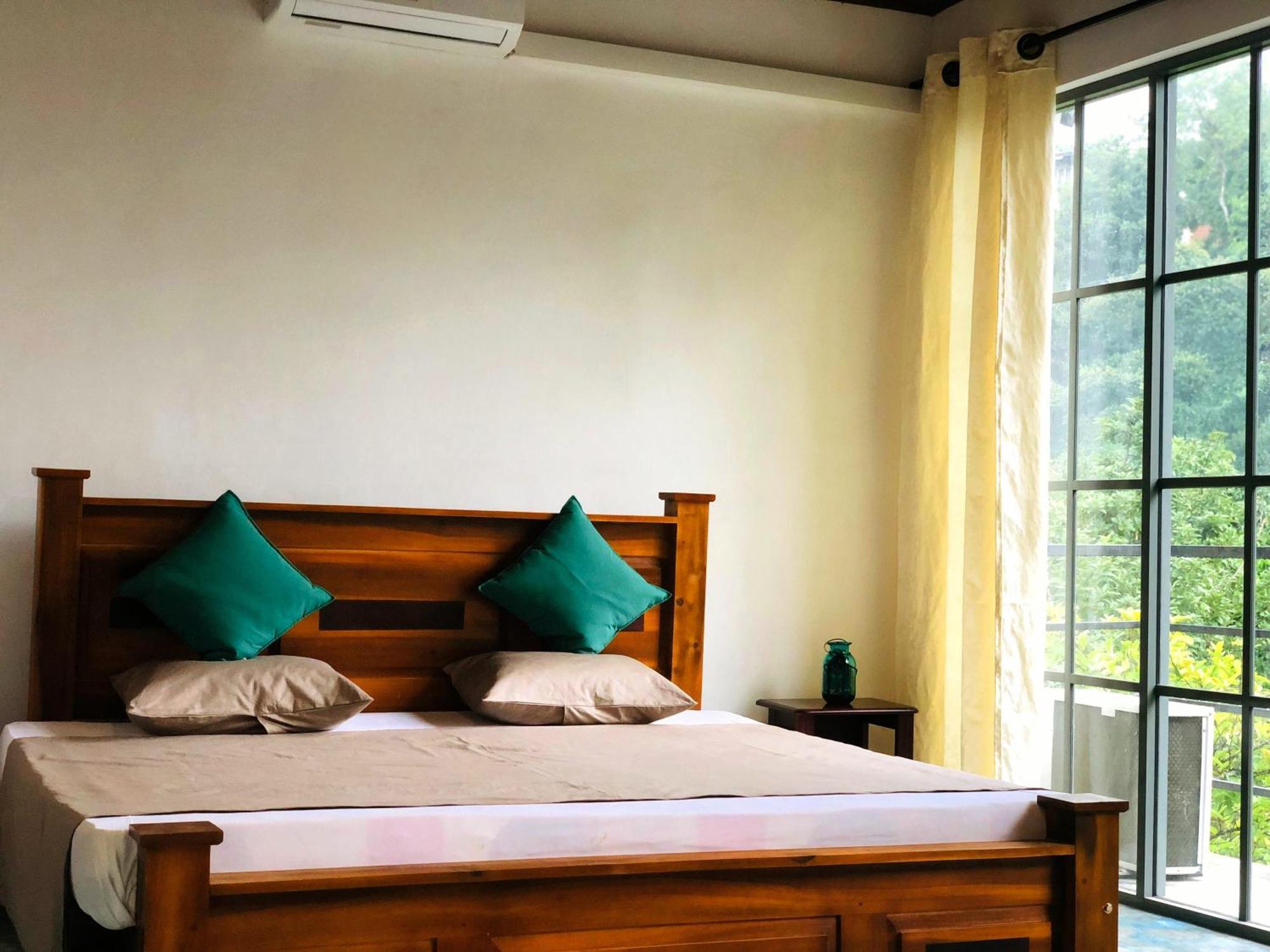 Barefoot Inn Κάντι Εξωτερικό φωτογραφία